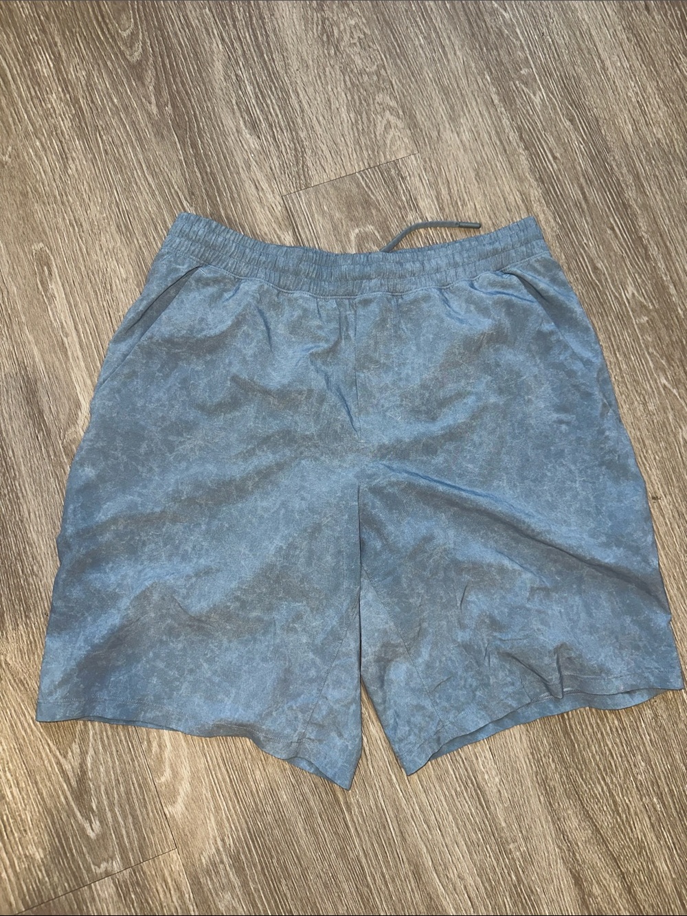 lululemon athletica Men's Athletic Shorts in Heathered Blue